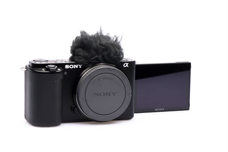 Beg  Sony ZV-10 kamerahus inkl nätdel AC-pw20