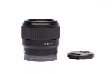 Beg Sony FE 50/1,8